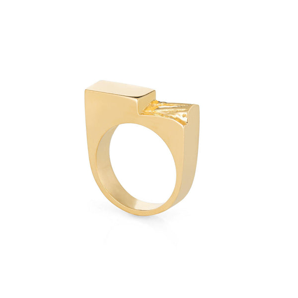 PLATEAU RING - Madeline Davy